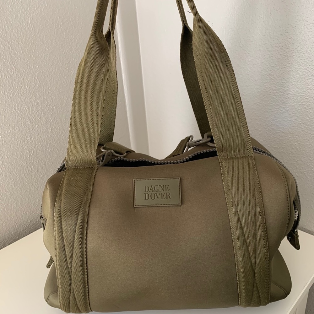 Landon Carryall Medium Bag